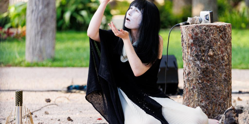 LOLA NIETO. PERFORMATIVE RECITAL